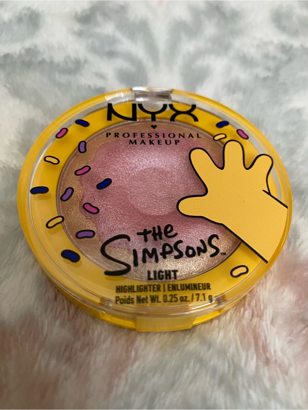 The Simpsons x Nyx Light Highlighter - Pink